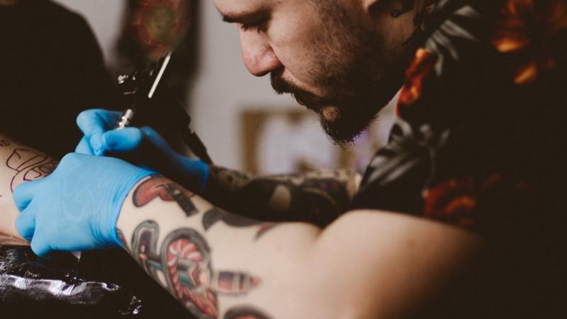 The Advantages of a Tattoo Institution