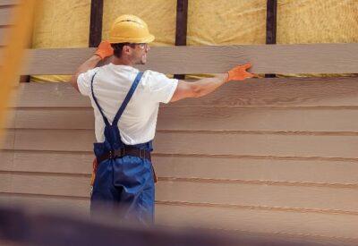 Employing a Siding Professional