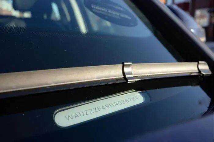 Find VIN & Vehicle Identification Amounts