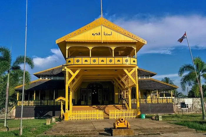 Kadriah Palace, a Historical Heritage Rich in Cultural Heritage in Pontianak