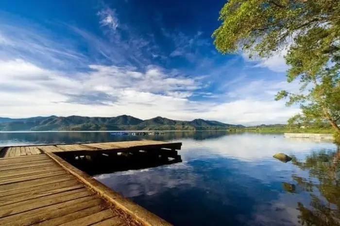 Lake Tondano, an Exotic Lake in the Middle of Amazing Mountains in Minahasa
