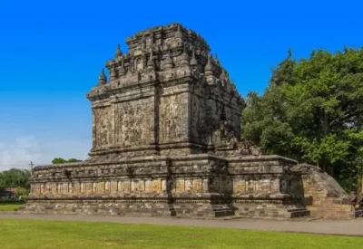 Historical Temples in Magelang that Preserve Historical Charm and Natural Beauty