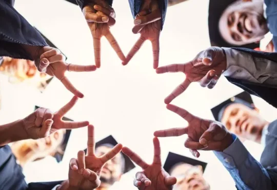 Promising Online Business Ideas for Students to Start Now